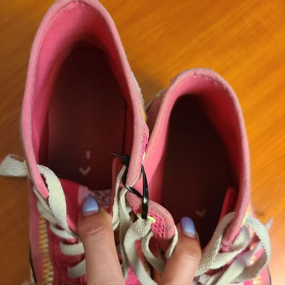 Kids Size 6.5 - Converse Chuck Taylor All Star Eva Lift High Tops embroidered - Picture 9 of 9